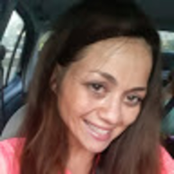 Meet your Posher, Sarah - Picture 1 of 1